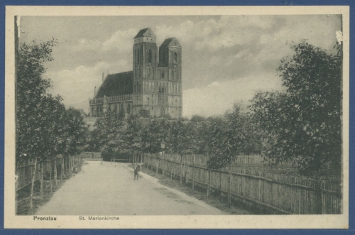Prenzlau Blick auf die St. Marienkirche, gelaufen als Feldpost 1916 (AK1793)