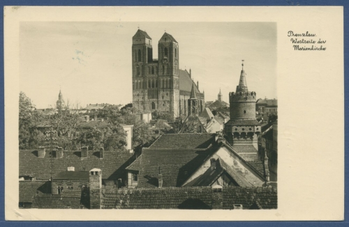 Prenzlau Marienkirche Westseite Altstadt, gelaufen als Feldpost 1941 (AK1786)