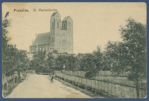 Prenzlau Blick auf die St. Marienkirche, gelaufen 1914 (AK1781)