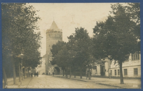 Prenzlau Stettiner Tor Fa. für Landwitschaftliche Geräte, gelaufen 1926 (AK1827)