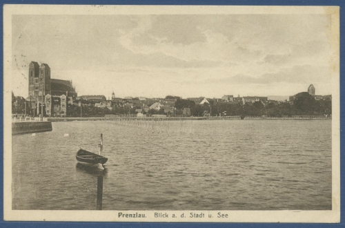Prenzlau Blick auf Stadt und Uckersee, gelaufen Marke fehlt (AK2497)
