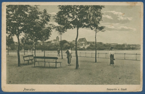 Prenzlau Seepartie und Stadt, gelaufen 1917 als Feldpost (AK2564)