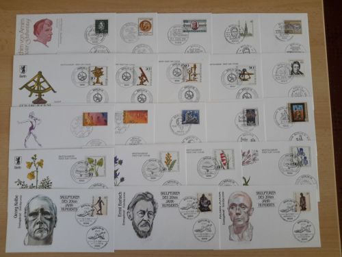 Berlin 1981 Jahrgang Ersttagsbriefe komplett, 637/58 FDC (XL4601)