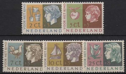 Niederlande 1953 Voor het Kind 631/35 mit Falz