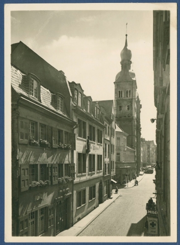 Bonn Bonngasse mit Beethovenhaus, ungebraucht war eingeklebt (AK3080)
