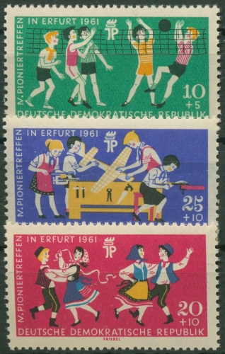 DDR 1961 Pioniertreffen Erfurt 827/29 postfrisch