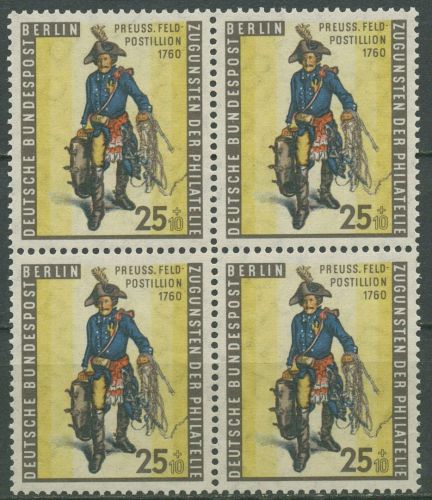 Berlin 1955 Tag der Briefmarke, Postillion 131 4er-Block postfrisch