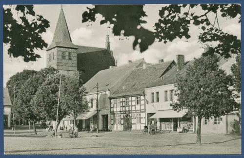 Strasburg Uckermark Markt Konsum, gelaufen 1962, Landpost Schönhausen (AK4187)