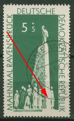 DDR 1957 Aufbau nationaler Gedenkstätten mit Plattenfehler 566 F 19 gestempelt
