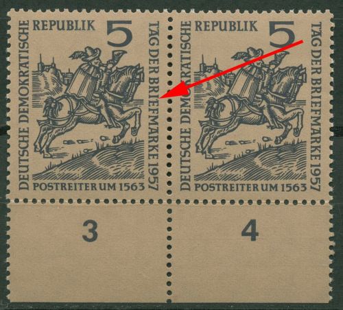 DDR 1957 Tag der Briefmarke mit Plattenfehler 600 F 43 im Paar postfrisch