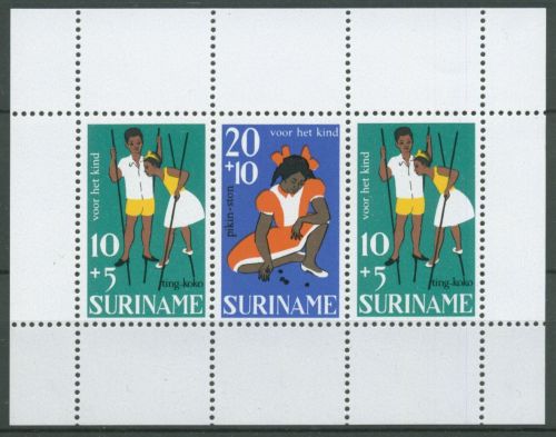 Surinam 1967 Voor het Kind Kinderspiele Block 7 postfrisch (C63446)