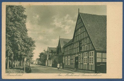 Brunsbüttel Am Markt mit Gemeindehaus, gelaufen 1944 als Feldpost (AK5463)