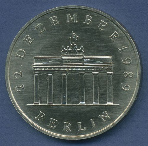 DDR 20 Mark 1990 Cu/Ni, Brandenburger Tor Berlin, J 1635 vz/st (m2894)