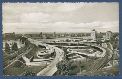 Mannheim Auffahrt zur Rheinbrücke, gelaufen 1963 (AK1441)