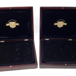 2 Luxus HOLZ Münzkassetten für 32 Münzen bis 27 mm , gebraucht (Z1968)