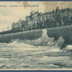 Nordseebad Borkum Sturmflut vor der Wandelhalle, gelaufen 1925 fleckig (AK1250)