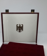 LINDNER Münzkassette 2009 für 48 Münzen 10 DM, gebraucht, neuwertig (Z840)