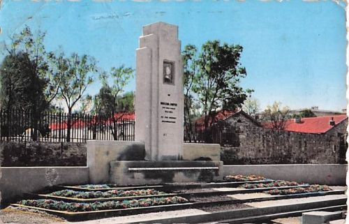 Monument aux Morts (Kriegerdenkmal) in Aïn Sefra, einer Stadt im Westen von Algerien