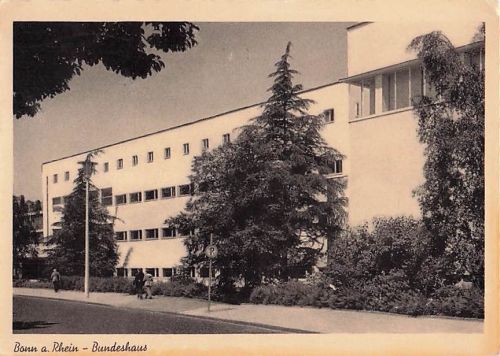 Bundeshauses in Bonn am Rhein, das ab 1949 als Sitz des Deutschen Bundestages