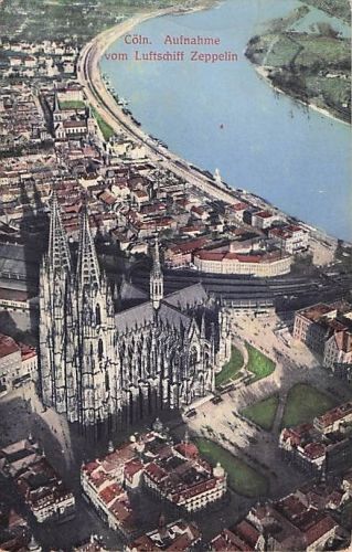 Köln. Aufnahme vom Luftschiff Zeppelin