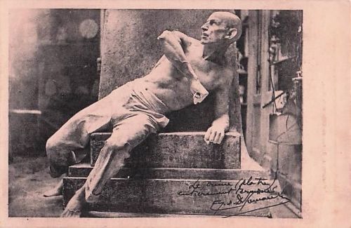 AK Brüssel Ixelles Monument Gendarmes 1913 Charles Samuel Verbrechen Kriminalität