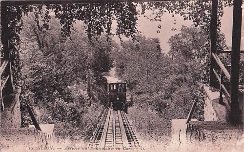 Alte AK Glion Schweiz Standseilbahn Funiculaire Territet Gare Postkarte ca. 1910