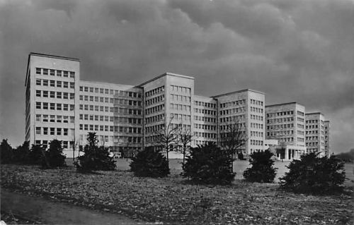 Alte Ansichtskarte: Frankfurt am Main – I.G. Farbenindustrie AG (Poelzig-Bau)