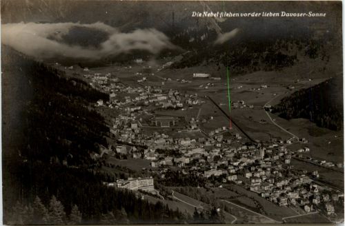 Der Nebel flieht vor der Davoser Sonne