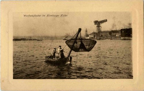 Wurfnetzfischer im Hamburger Hafen