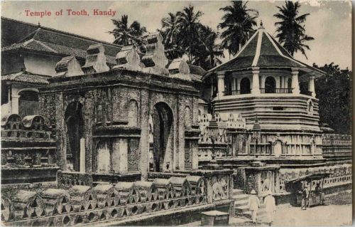 Kandy - Temple of Tooth