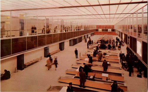 New York International Airport - Streamlined Customs