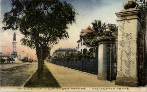 Galveston - Texas - Broadway West of 24th street