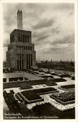 Berlin-Neukölln - Dachgarten des Karstadt Hauses