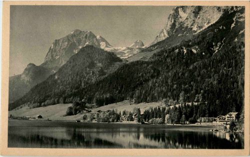 Hintersee mit Hotel Post