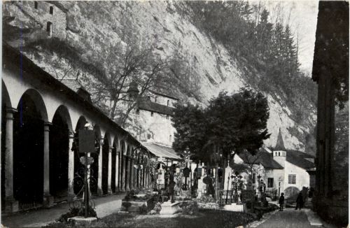 Salzburg - Katakomben im St. Petersfriedhof