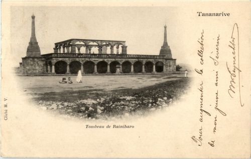 Tananarive - Tombeaude Rainiharo