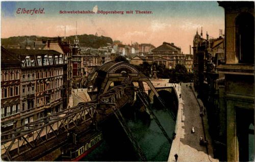 Elberfeld - Schwebebahnhof Döppersberg mit Theater