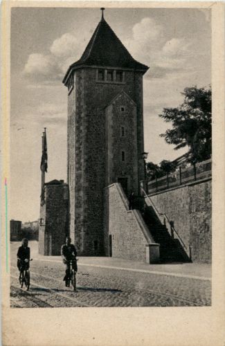 Magdeburg - Ehrenmal der Alten Garde