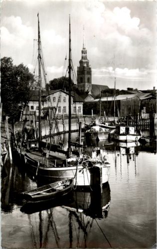 Itzehoe - Hafen mit Hauptzollamt