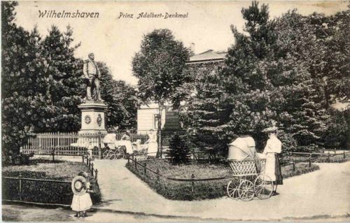Wilhelmshaven - Partie beim Adalbert Denkmal