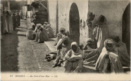 Biskra - Au coin d une Rue