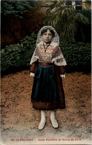 Jeune Paludiere du Bourg de Batz