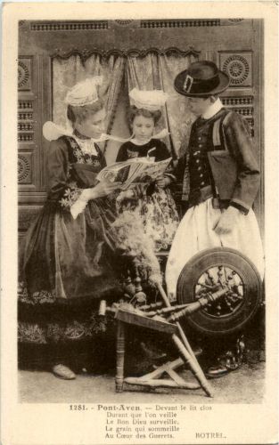 Pnt Aven - Spinnrad - costumes