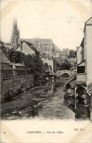 Chartres - Vue sur l Eure