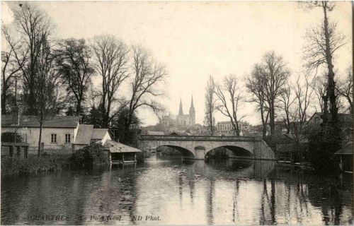 Chartres - Le Pont Neuf