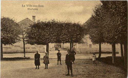 La Ville aux Bois - Marktplatz