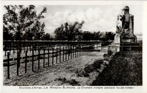 Arras - La Maison Blanche - Cimetiere militaire allemand
