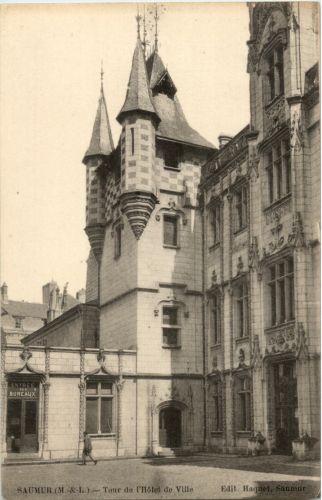 Saumur - Tour de Hotel de Ville