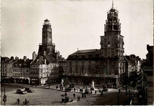 Calais - La Place d Armes