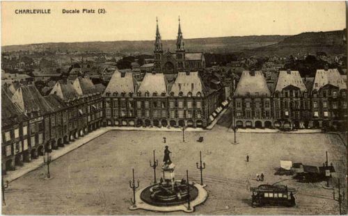 Charleville - Ducale Platz